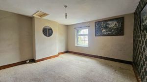 Photo 24- click for photo gallery